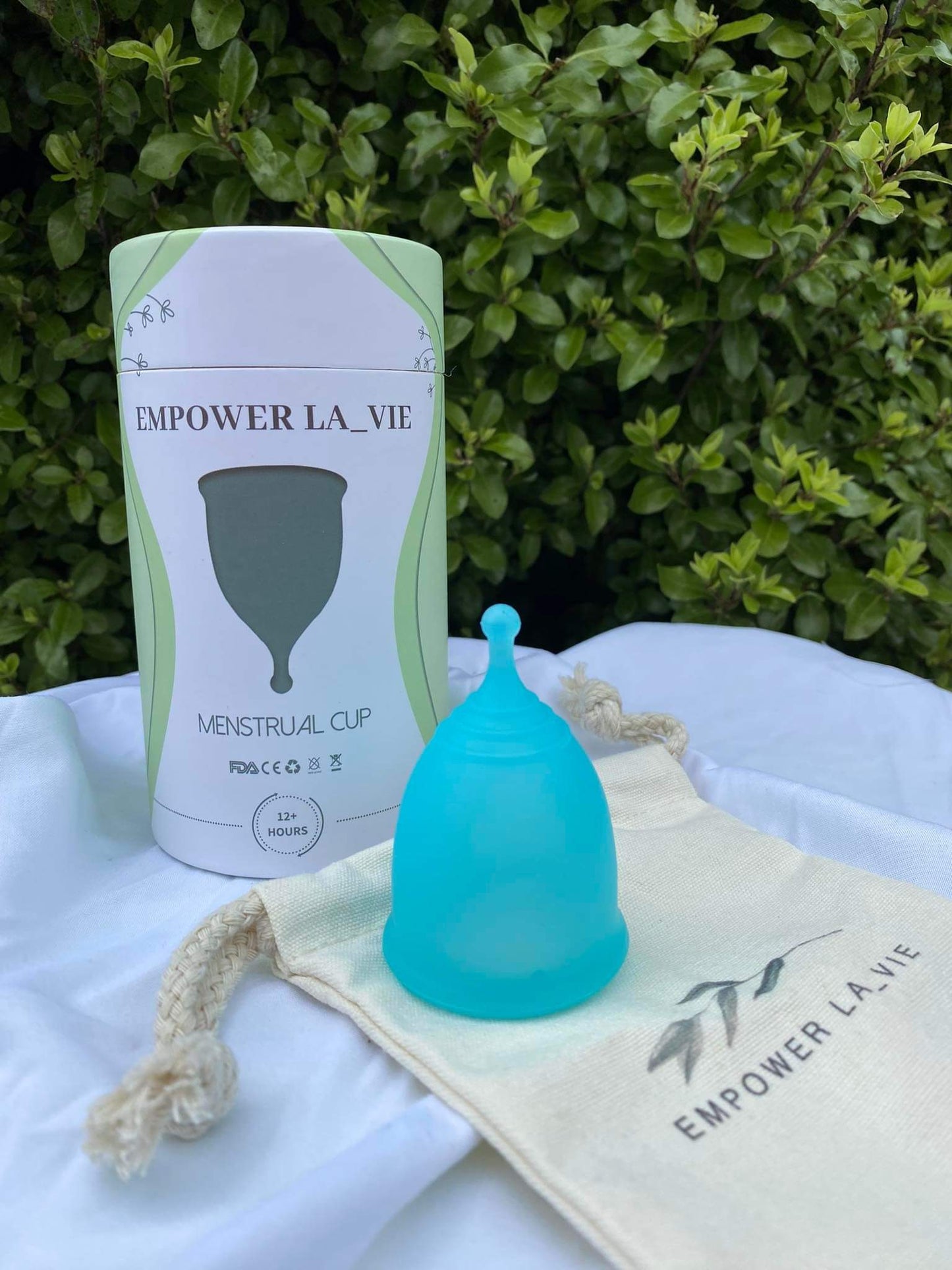 Embrace Comfort and Sustainability with the Savvy Menstrual Cup! 🌸